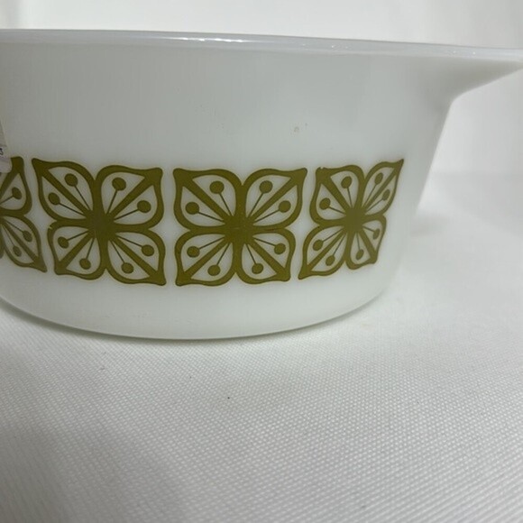 Pyrex Verde Green Cinderella Mixing/Casserole Bowl 474-B‎ #29 - Picture 4 of 12